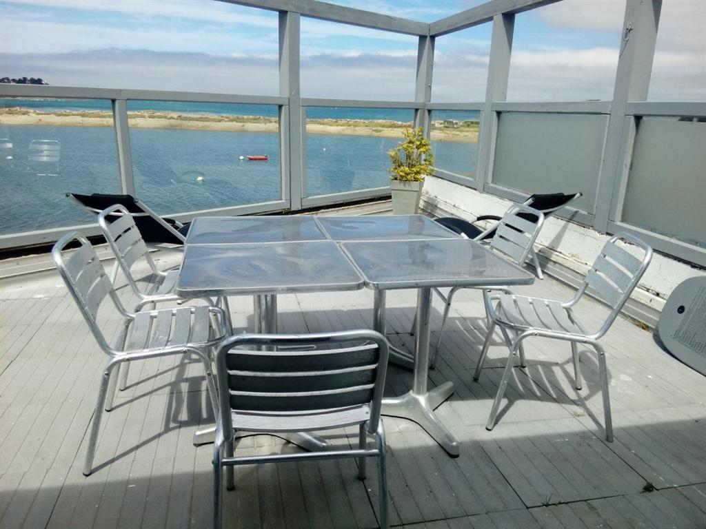 La Presqu' Ile Du Lenn Face A La Mer Apartment Louannec Exterior photo